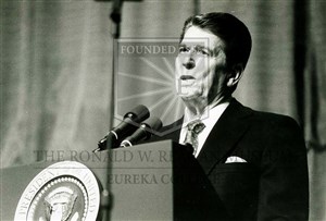 Image description is not available for 1984.127